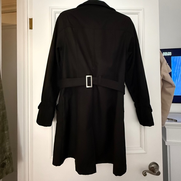 Black Trench - Picture 4 of 4
